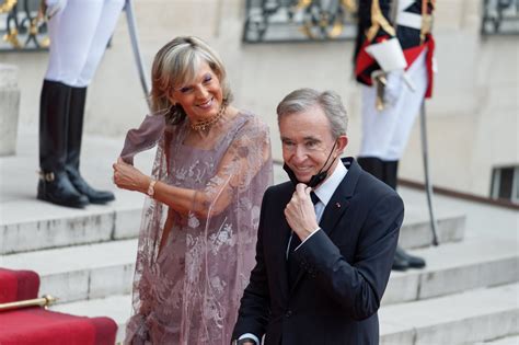 bernard arnault wife.